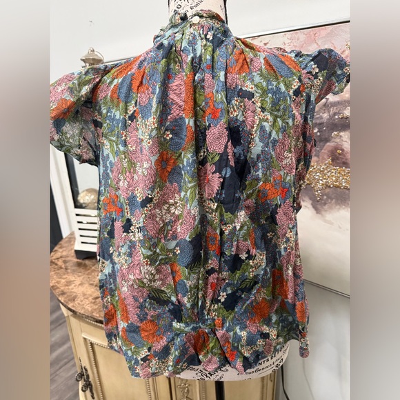 Trovata Navy Multi Floral Flutter-Sleeve Blouse - Picture 3 of 7